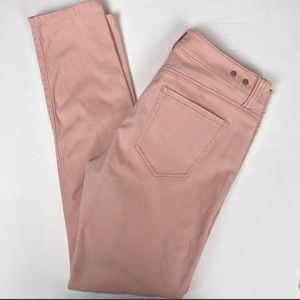 Cabi Curvy Skinny Jeans in Nectar Pink Size 6